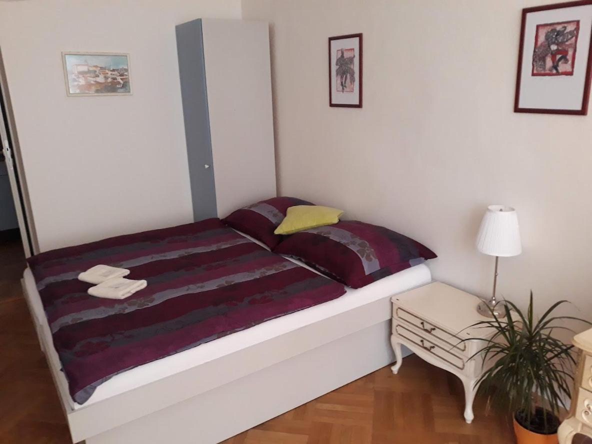 Penzion U Zabaka Mikulov Bagian luar foto