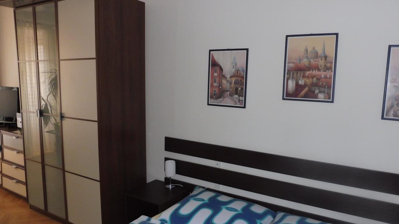 Penzion U Zabaka Mikulov Bagian luar foto